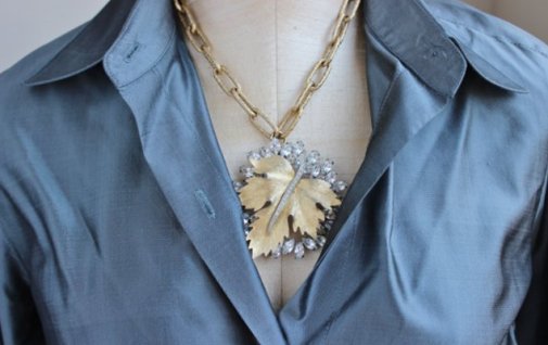 close up leaf rhinestone necklace 18 inch close up