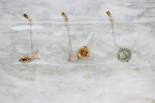 How to Keep Your Delicate Chain Necklaces From Tangling - Susan McDonald